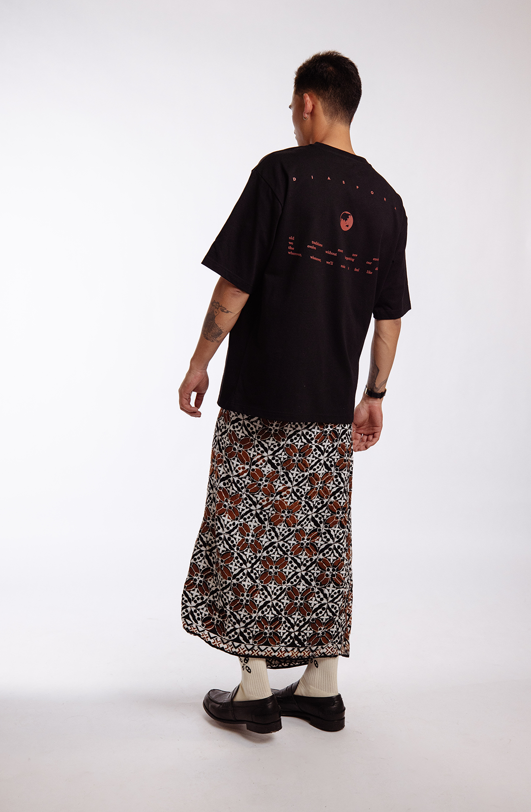The Diaspora t-shirt | black - boxy fit