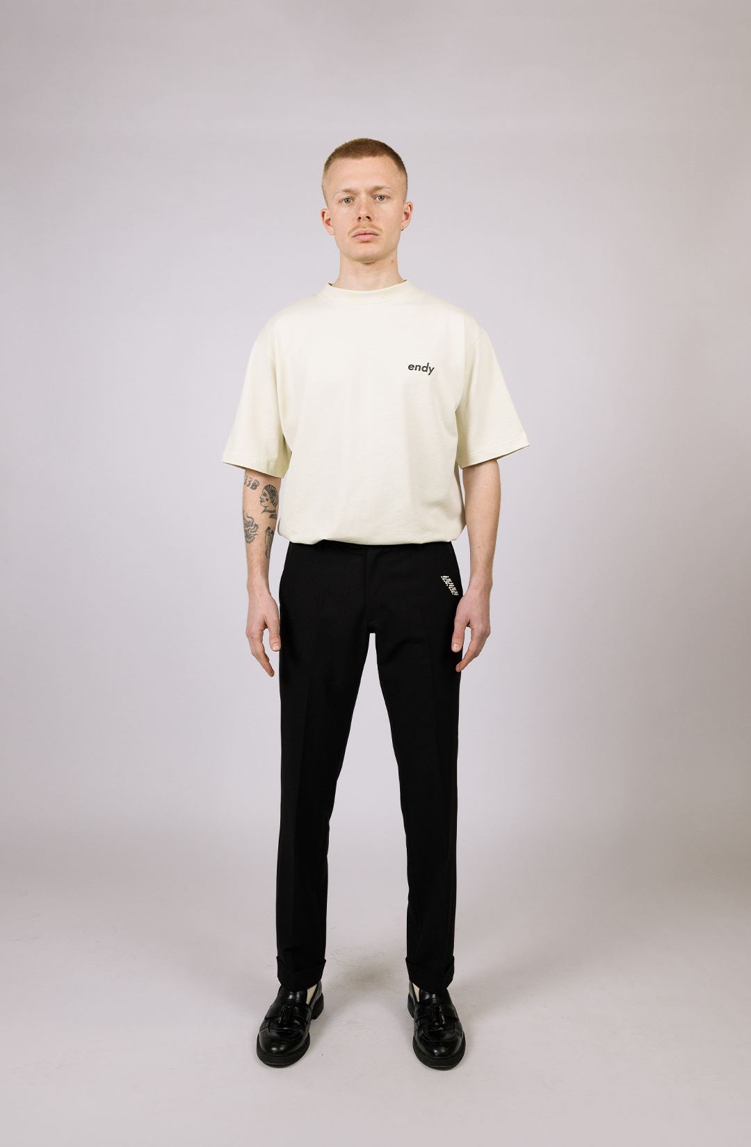 Essential trousers | black ankle-Length cuffed Pants