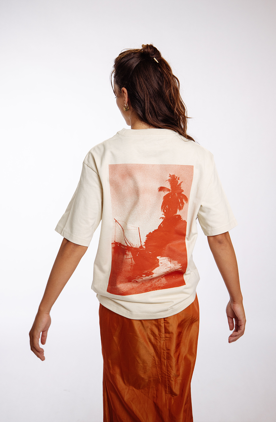 The Journey t-shirt | off-white - boxy fit