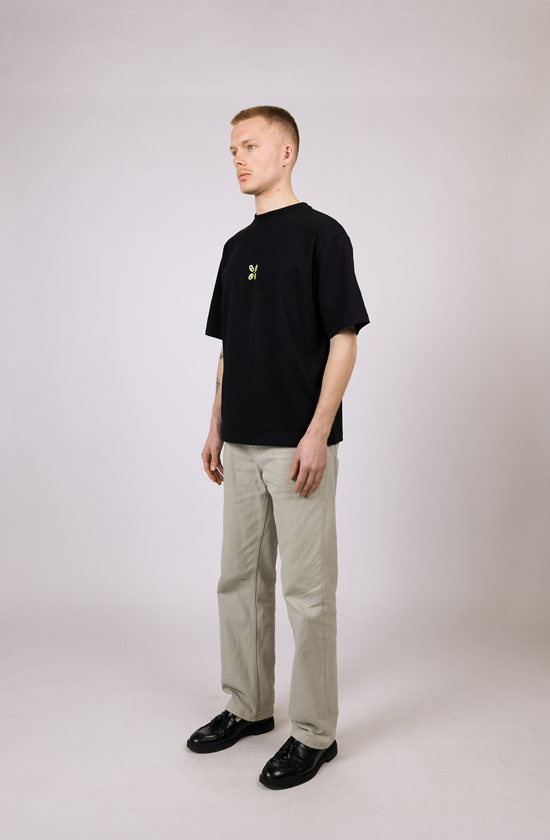 The Vase t-shirt | black - boxy fit