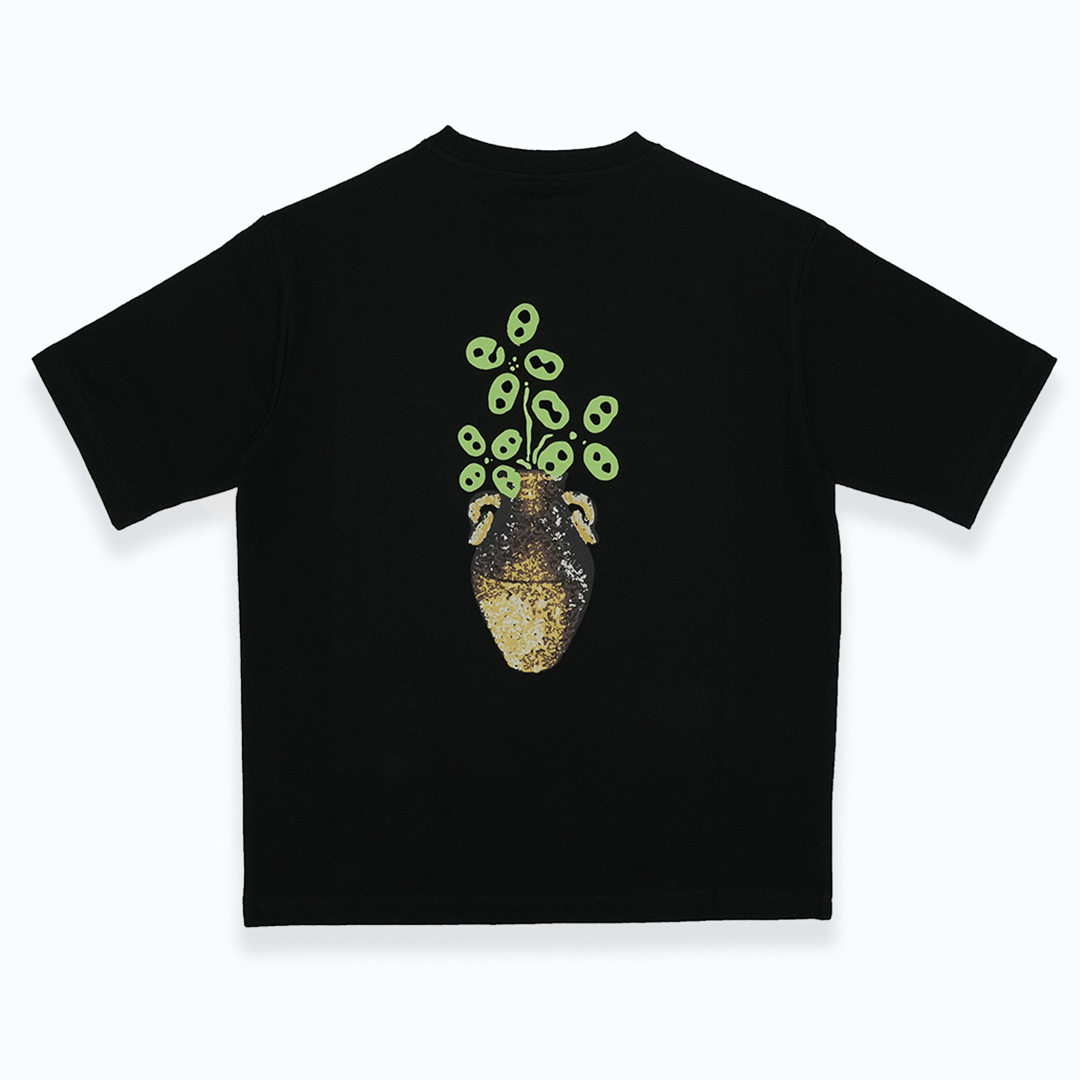 The vase - boxy t-shirt in black with an embroidered front and a screenprinted back.