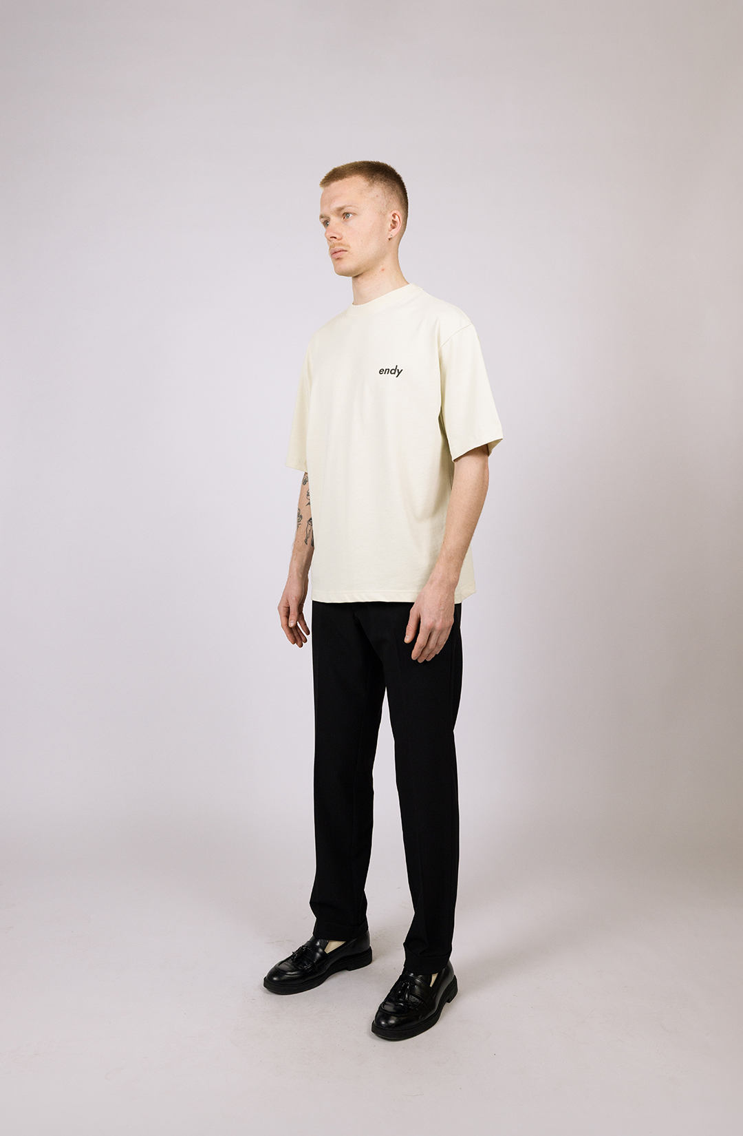 Essential T-shirt | off-white - boxy fit