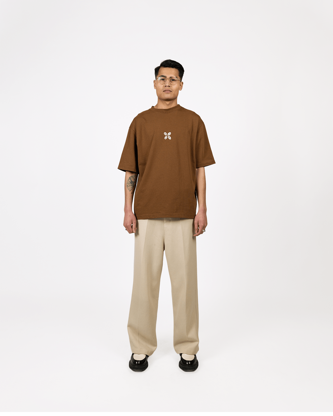 The Lily Graphic T-shirt - Relaxed Fit - Endy