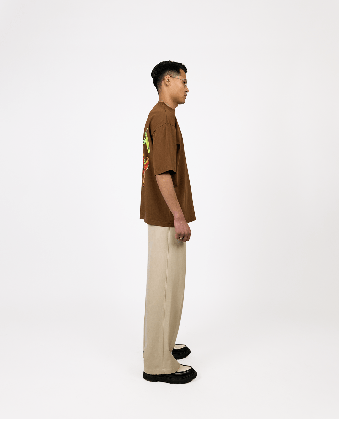 The Lily Graphic T-shirt - Relaxed Fit - Endy